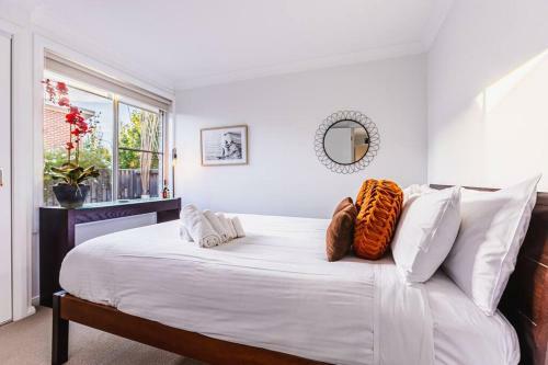 Park View Mudgee- Relax And Stroll To Everything! 3bdrm W Park Views