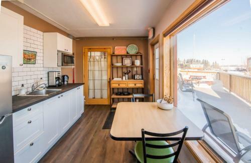Apartamento Nn - The Aurora Bayside - Yellowknife - 3-bed 2-bath