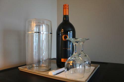 Hotel Quarterdeck Inn Marina And Resort - Standard Cb