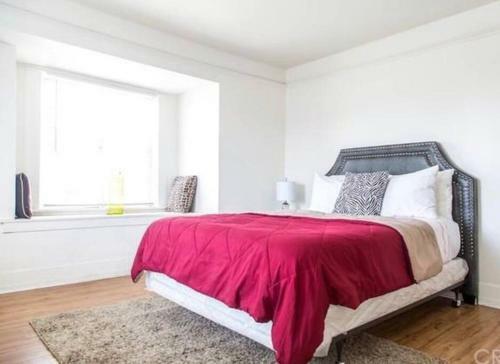Cheerful Bright 5 Bedroom Home Central La/king Bed