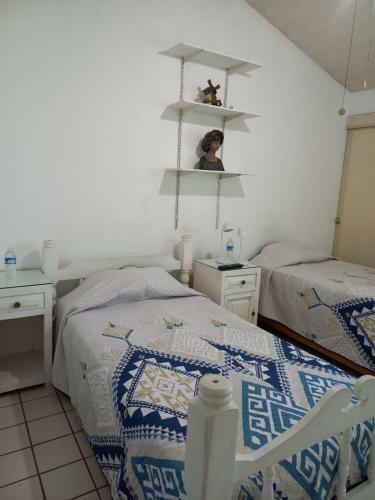 La Peque�a Casa Blanca