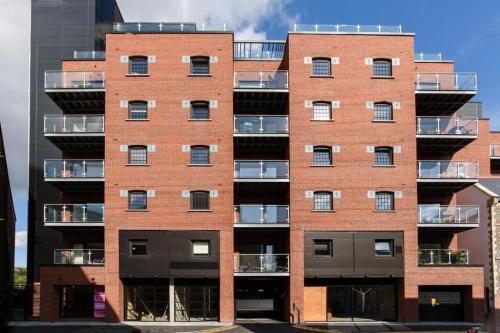 Modern Apartment In City Centre