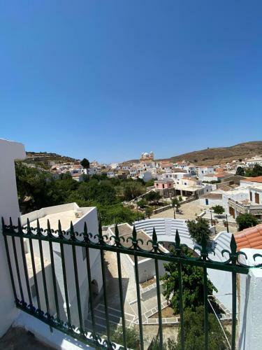 Cycladic Maisonette (dryopida, Kythnos)