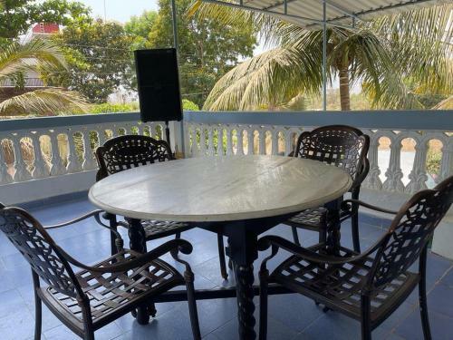 Grey House Villa 6bhk Karjat