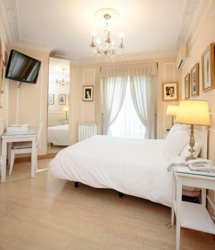Hostal Adriano