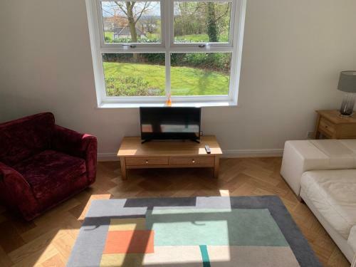 Excellent 1 Bedroom Apartment In Far Headingley