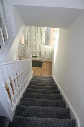 Beautiful 3 Bedroom House With Parking