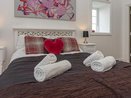 Pass The Keys Spacious Historic Cottage Minutes From Coast