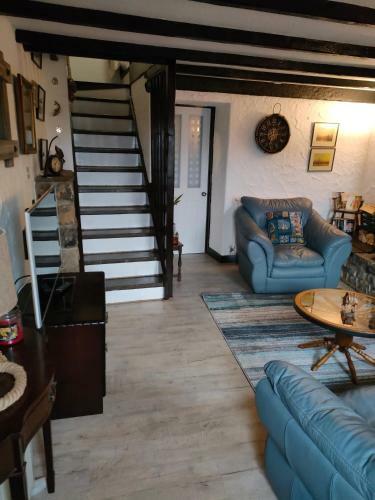 Fishermen's Cottage With Log Burner