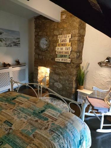 Fishermen's Cottage With Log Burner