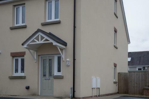 Maes Yr Orsaf - 4 Bedroom Holiday Home - Narberth