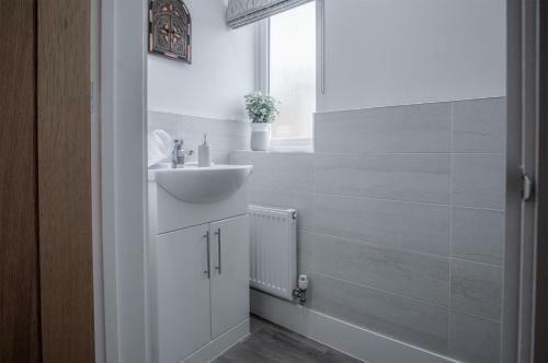 Maes Yr Orsaf - 4 Bedroom Holiday Home - Narberth