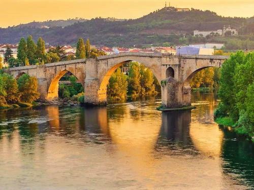 Charming Apartment In Ourense Overlooking The City