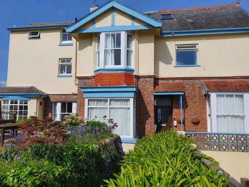 The Outlook Holiday Apartments