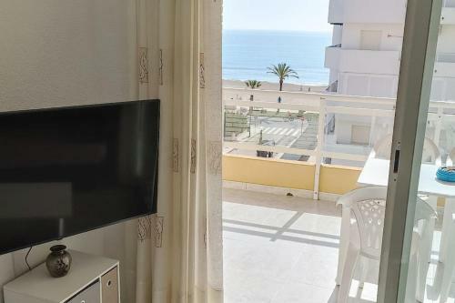 Apartamento C�ntrico En La Playa Con Piscina.