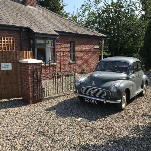 Lowes Meadow Cottage Holiday Rental