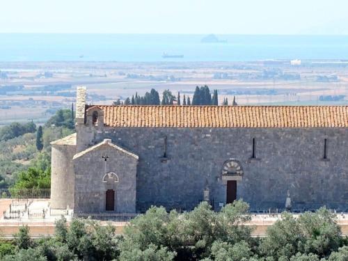 Welcoming Lodge In Scansano With Private Terrace