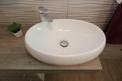 Stylish And Modern Sea View Apartment Giulia