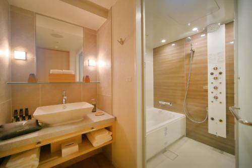 SH By The Square Hotel Kyoto Kiyamachi