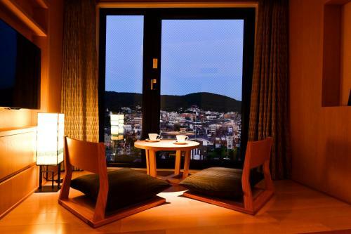 SH By The Square Hotel Kyoto Kiyamachi