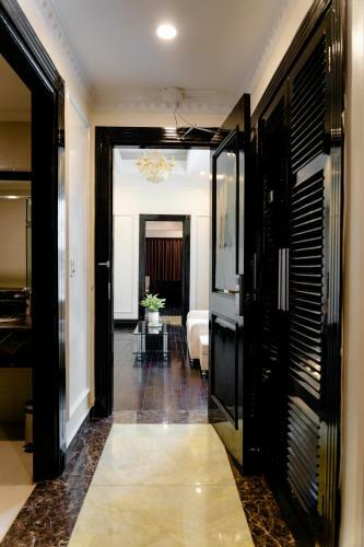 White Palace Thai Binh Hotel