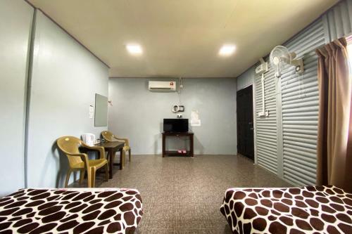 Hotel Oyo 90284 Kampung Stay Kilimu
