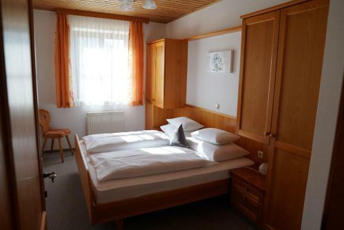 Bed & Breakfast Pension Thermenland