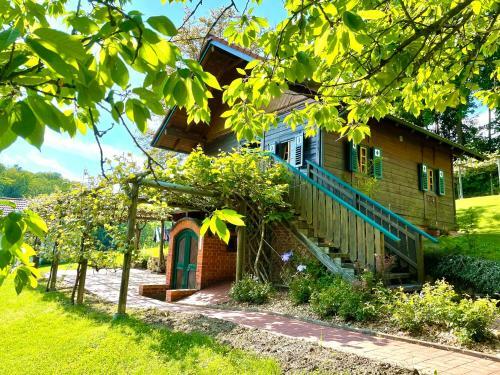Bed & Breakfast Pension Thermenland