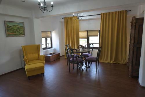 Hostal Crama Apogeum