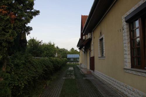 Hostal Kisherceg Sz�ll�shely