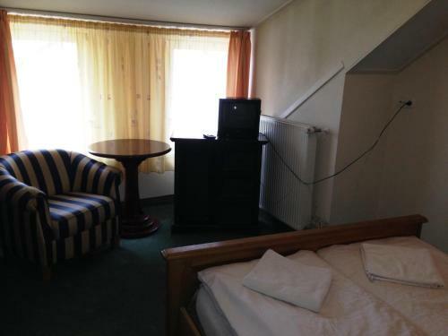 Alf�ld Hotel & �tterem