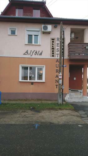 Alf�ld Hotel & �tterem