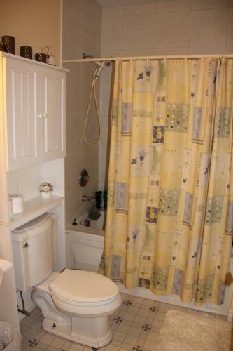Golden Pathways Retreat B&B