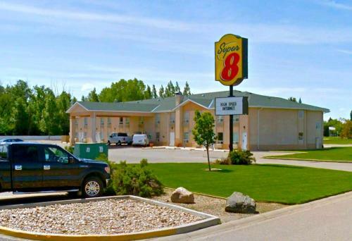 Hotel Super 8 By Wyndham Taber Ab