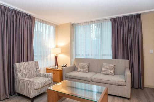 Landis Hotel & Suites