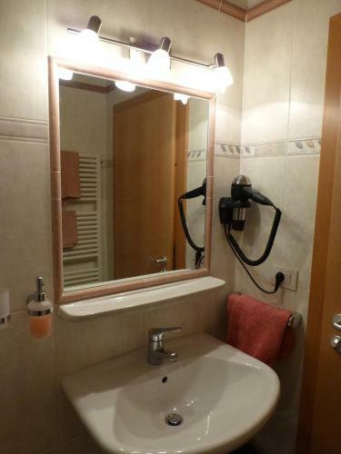 Hotel Berggasthof H�usler