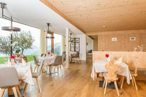 Hotel Berggasthof H�usler