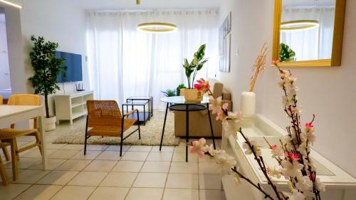 Kings Palace Sea View Apartment