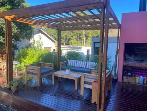 Alquiler Casa Bosque Peralta Ramos Para 5 Personas