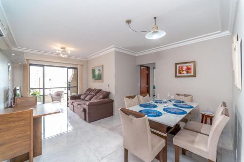 Apartamento Lindo Apto Central Com Churrasqueira.