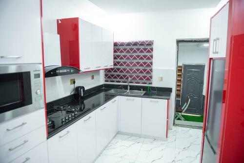 Cozy 3 Bedroom Apart - 24hrs Elect/wifi/security