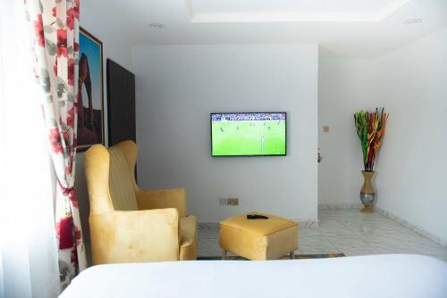 Cozy 3 Bedroom Apart - 24hrs Elect/wifi/security