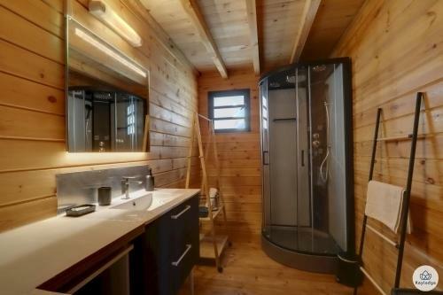 Le Chal?heureux ? Jacuzzi ? Le Tevelave