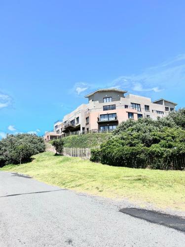 Grace 10 Two Bedroom Beach Front Apartment