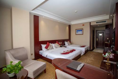 Thw Hotel