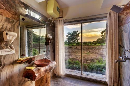 Hotel Lohagarh Corbett Resort