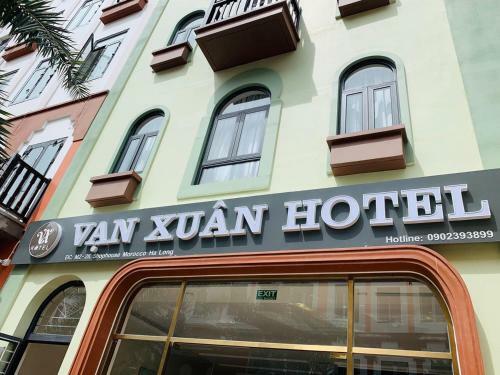 Hotel Kh�ch S?n V?n Xu�n
