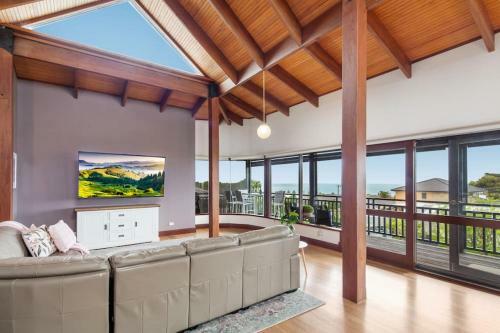 New Iluka Encounter Bay 4 Bdrms Ocean Views Wifi