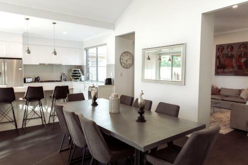 Chic Retreat