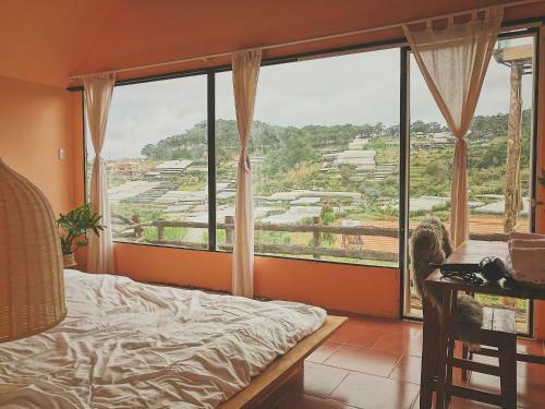 Lodge M�i L� Home & Cafe